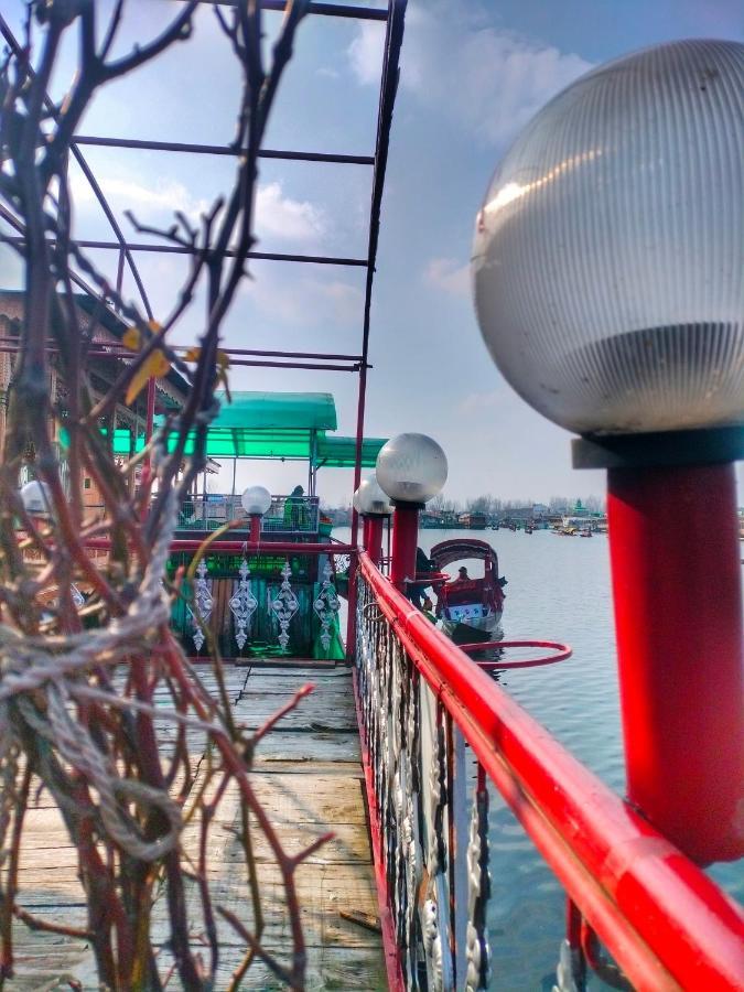 Lala Rukh Group Of Houseboats Hotel Srīnagar Exterior foto