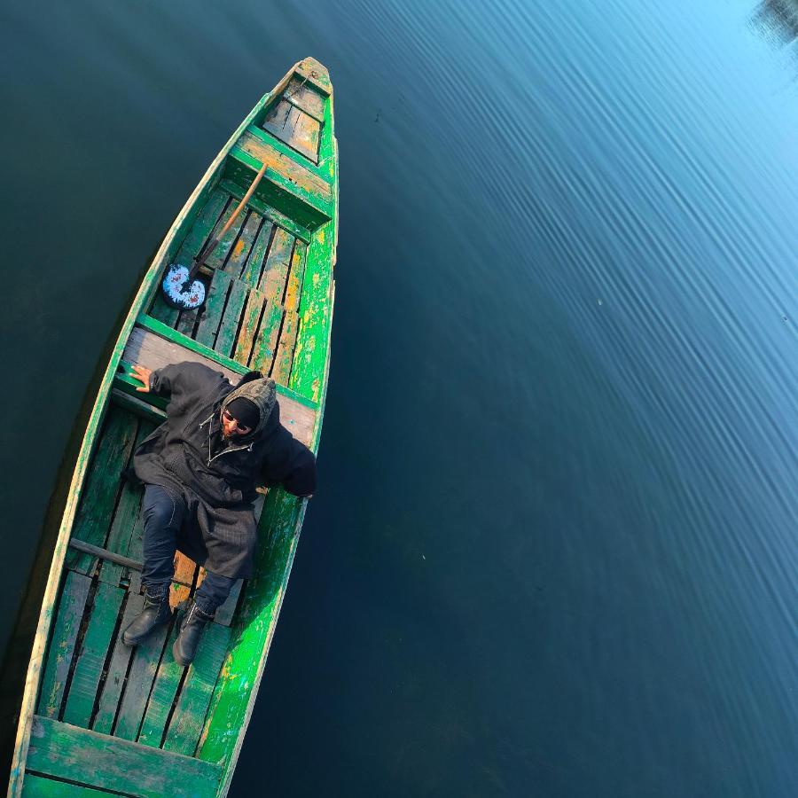 Lala Rukh Group Of Houseboats Hotel Srīnagar Exterior foto