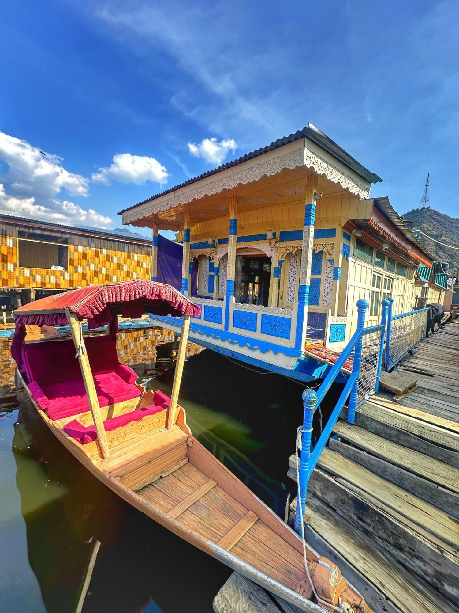 Lala Rukh Group Of Houseboats Hotel Srīnagar Exterior foto